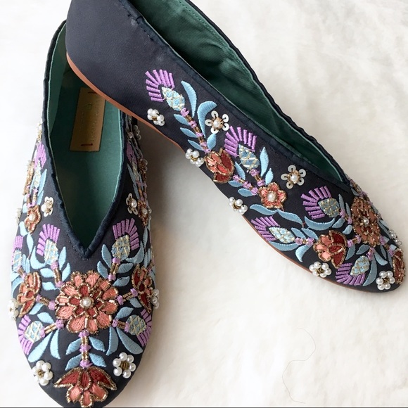 Anthro Detailed Slipper Shoes - Picture 2 of 6